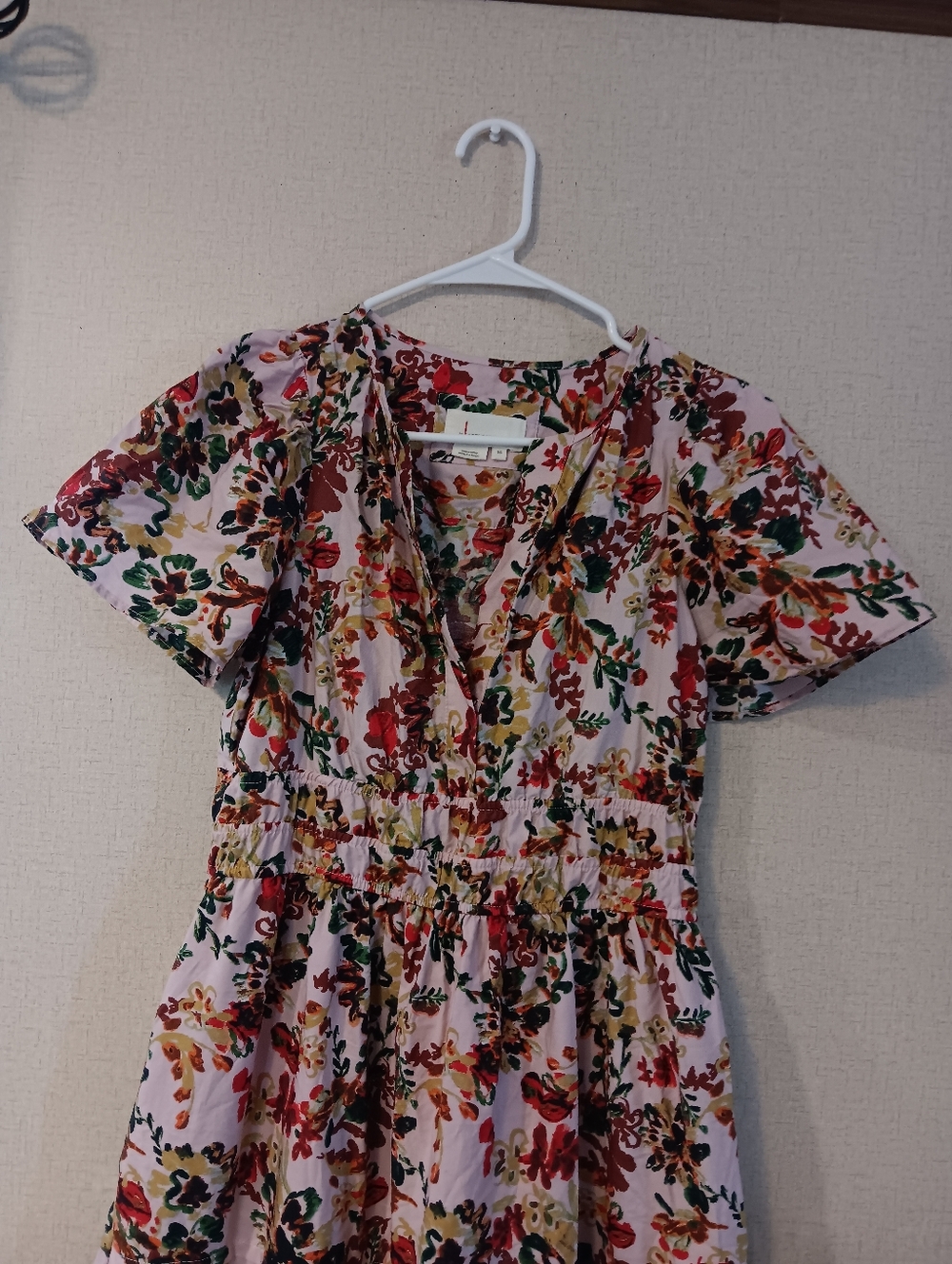 Anthropologie Somerset Floral Tiered Maxi Dress in Ivory with Red Green Floral - Picture 4 of 5